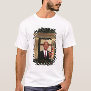 Barak Obama speaks at the last night of the T-Shirt