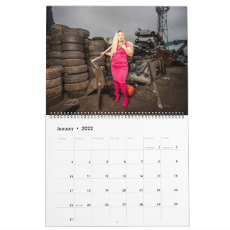 Barbara 2022 Calendrier Scrapyard par Evija Laivin