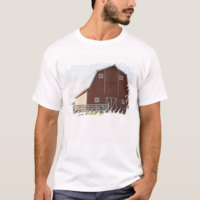 Barn in rural landscape T-Shirt (Front)