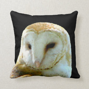Barn Owl Close Up Throw Pillow
