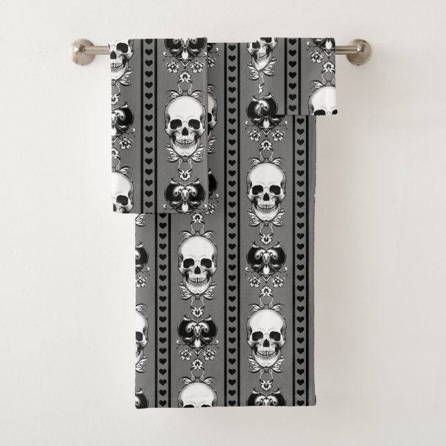Baroque Skull Stripe Pattern Grey Bath Towel Set (Insitu)