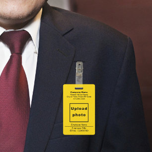 Basé sur le texte avec badge jaune photo de l'empl