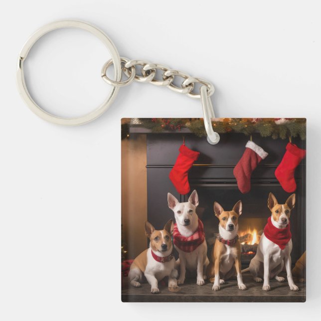 Basenji au coin du feu de Noël (Devant)