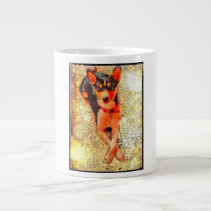 Basenji lounging sur la tasse de café