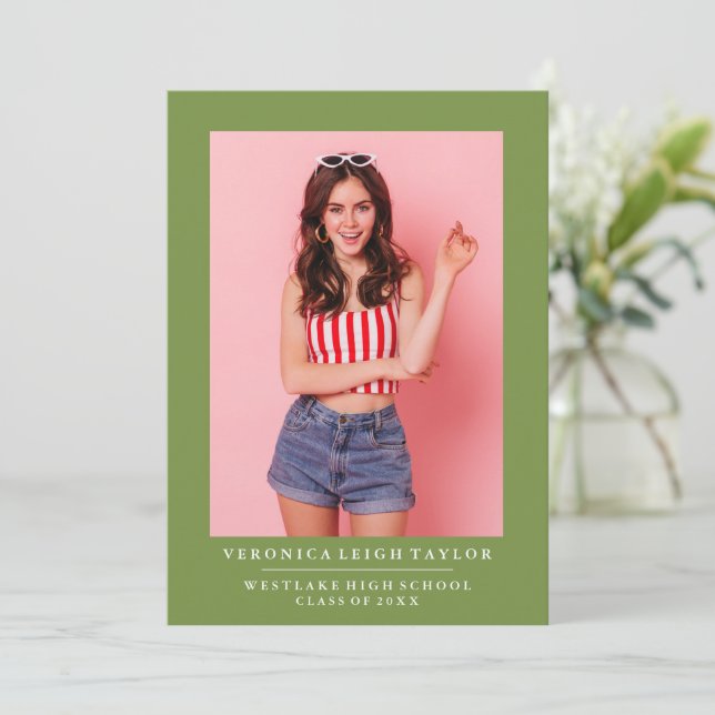 BASIC MINIMALIST PHOTO GRADUATION ANNOUNCEMENT (Standing Front)