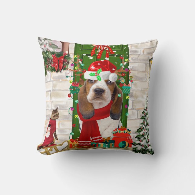 Basset Hound Christmas  Throw Pillow (Front)