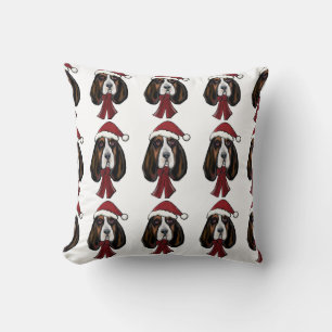 Basset Hound     Throw Pillow