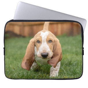 Basset Houng Puppy Walking Laptop Sleeve