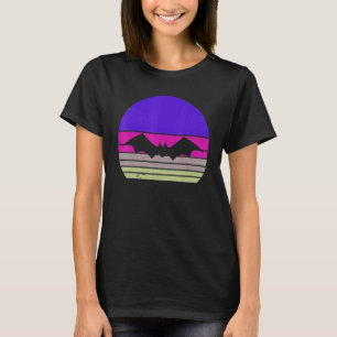 Bat Flying Vintage Cool Bat Flying Animal   70s 80 T-Shirt