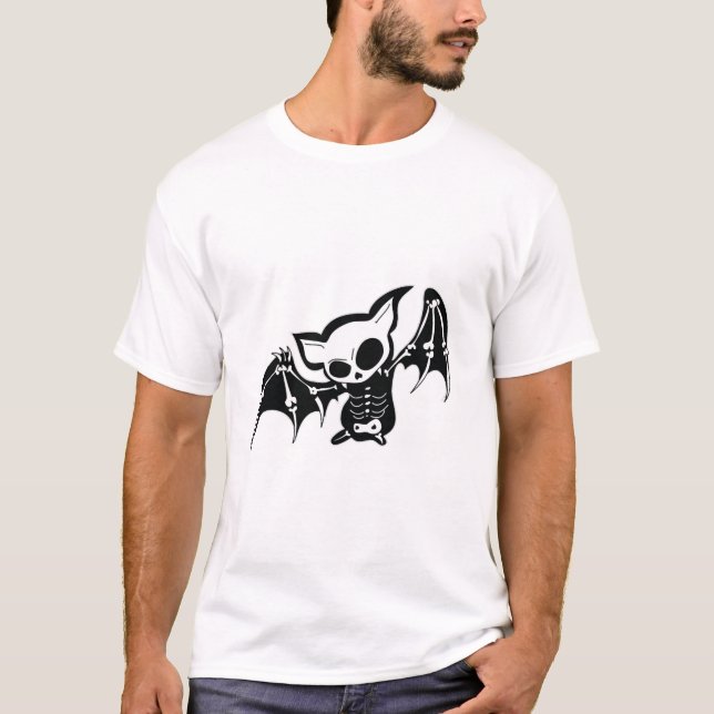 Bat Halloween           T-Shirt (Front)