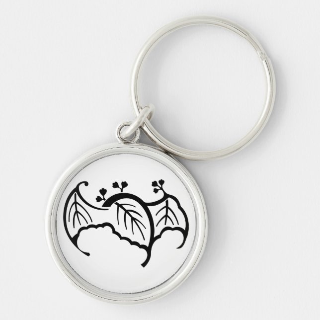 Bat-shaped paulownia keychain (Front)