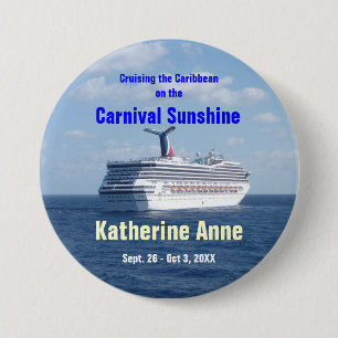 Bateau au badge nominatif de croisière de mer