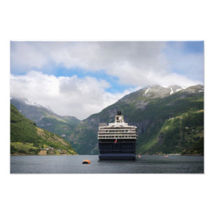 Bateau de croisière en Geirangerfjord photo imprim