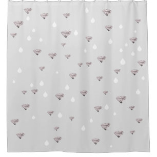 bath with rain drops and diamonds