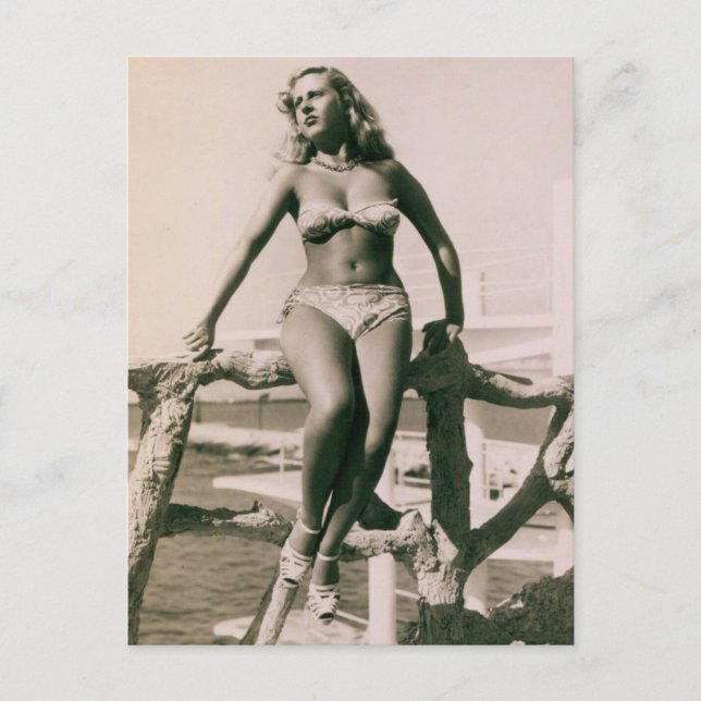 Bathing beauty !! Vintage bikini girl Postcard (Front)