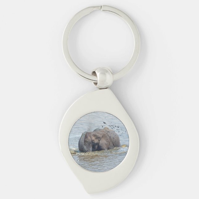 Bathing elephant keychain (Front)