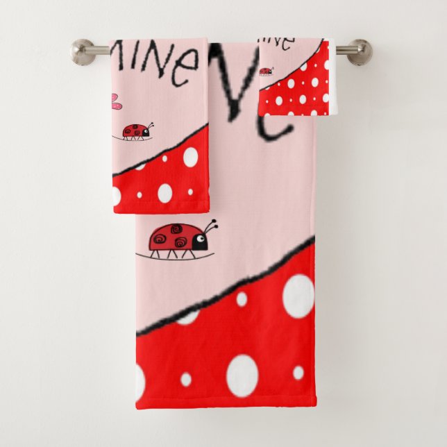 Bathroom Towel Sets Valentine's Day Be Mine Hearts (Insitu)