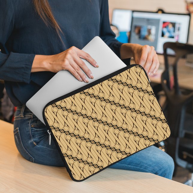 Batik Parang, Indonesian Pattern, Javanese, Ethnic Laptop Sleeve (Creator Uploaded)