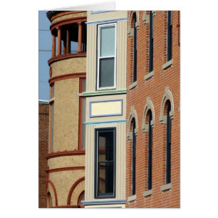 Bâtiment coloré avant