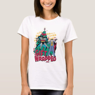 Batman   Batman & Robin Gift Wrapped To XMas Tree T-Shirt