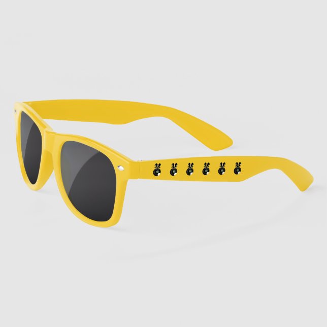 Bauble de Noël, Lunettes de soleil (Gauche)