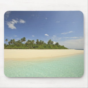 Baughagello Island, South Huvadhoo Atoll, 2 Mouse Pad