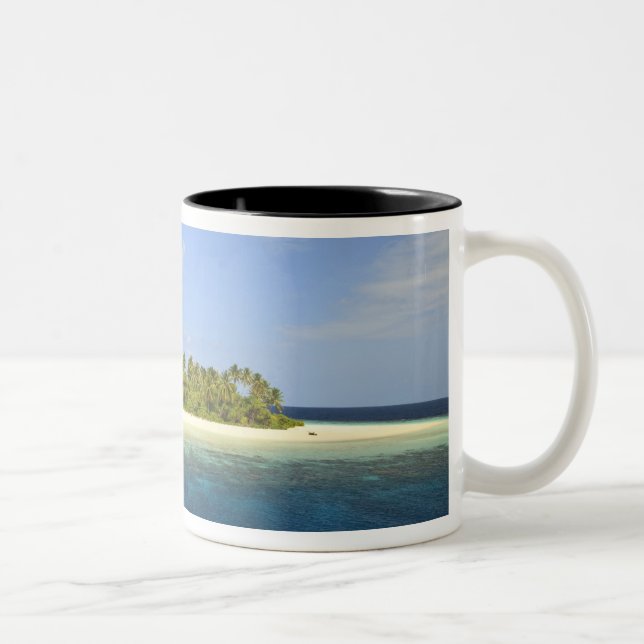 Baughagello Island, South Huvadhoo Atoll, 3 Two-Tone Coffee Mug (Right)