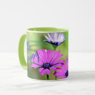 Be Happy mit Blumen und Namen Mug