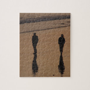 beach couple jigsaw puzzle