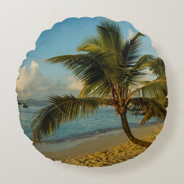 Beach scenic round pillow (Front)