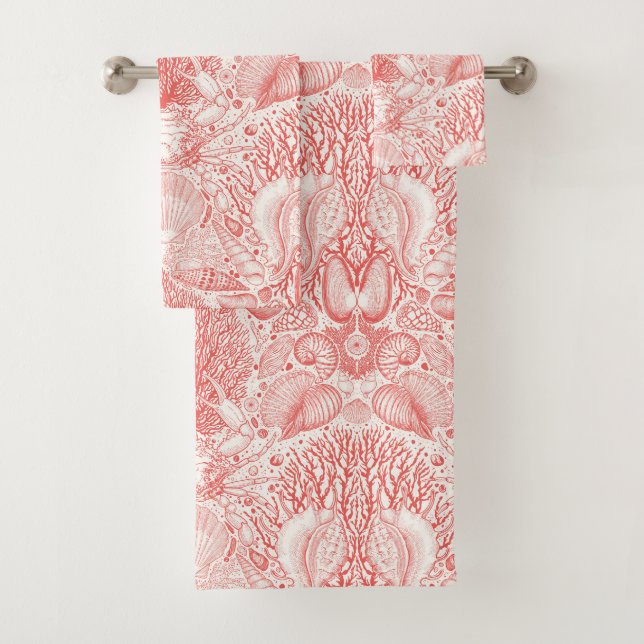 Beach treasures in coral red bath towel set (Insitu)