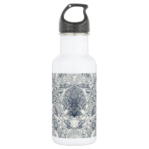 Beach treasures, seashells, crab, corals and seawe 532 ml water bottle