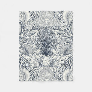 Beach treasures, seashells, crab, corals and seawe fleece blanket