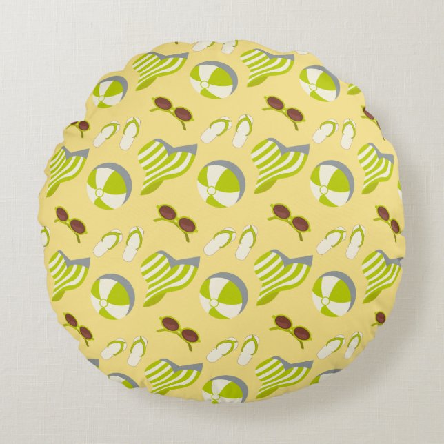 Beach vacay pattern with sunglasses and sun hat  round pillow (Front)