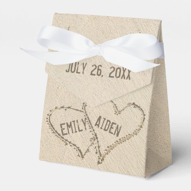 Beach Wedding Hearts In Sand  Favor Box (Front Side)