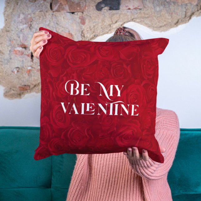 Bead of red roses Pattern Be My Valentine Throw Pillow (Creator Uploaded)