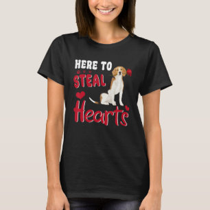 Beagle Here To Steal Hearts Funny Dog Valentines D T-Shirt