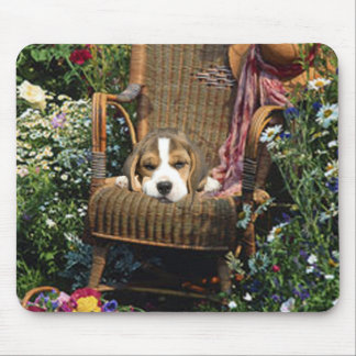 Beagle Mousepad Garden Chair