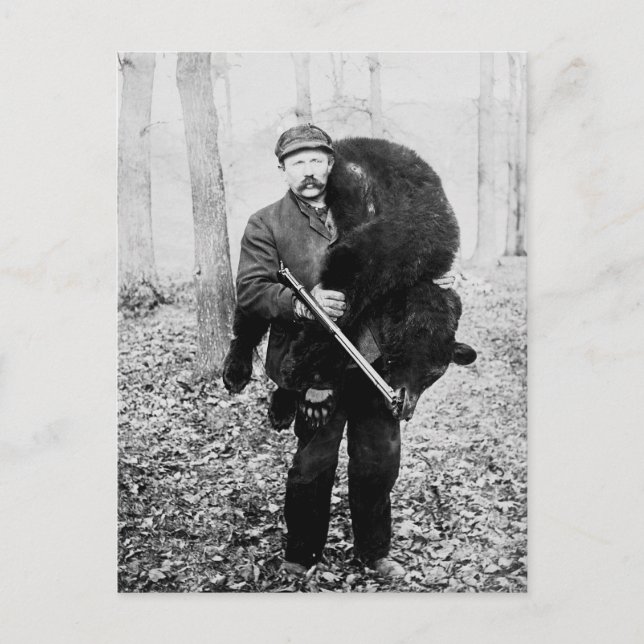 Bear hunter, 1909 postcard (Front)