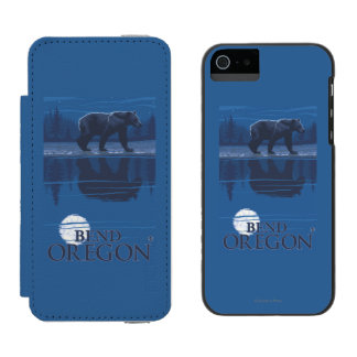 Bear in Moonlight - Bend, Oregon Incipio Watson™ iPhone 5 Wallet Case