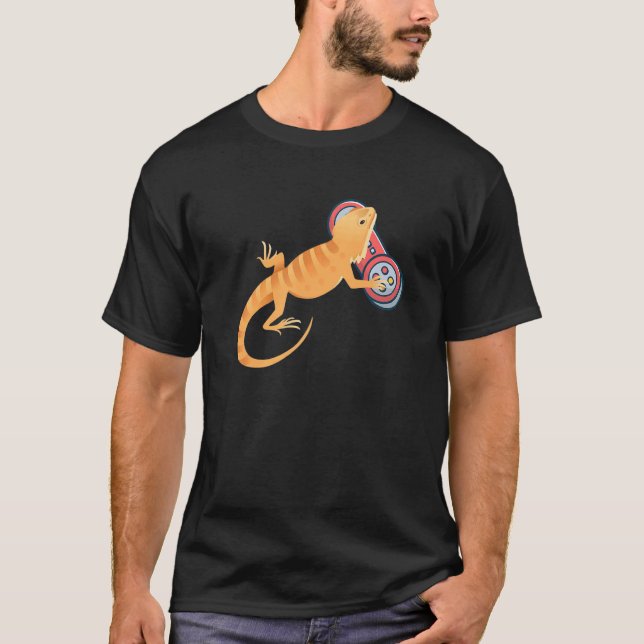Bearded Dragon Playing Video Game  Lizards T-Shirt (Front)
