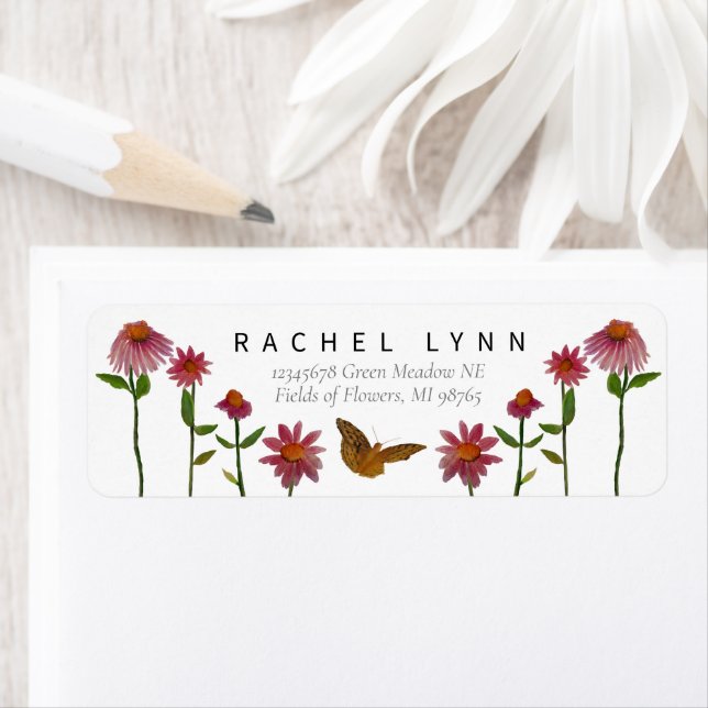 Beau Papillon aux fleurs roses (En situation)