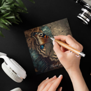 Beau papillon étalant ses ailes Carte Plat