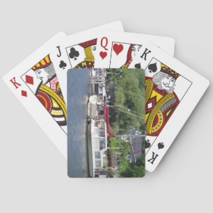 Beau pont de bateaux de cartes de jeu