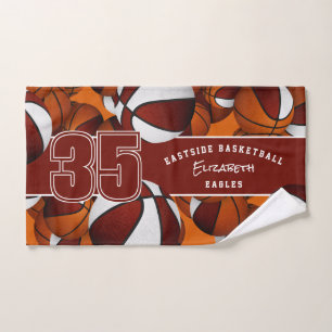 Beaucoup de basket-ball maroon enfants couleurs de