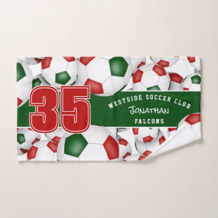 Beaucoup de boules de football rouge vert garçons 