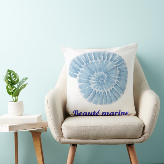 Beauté marine throw pillow (Chair)