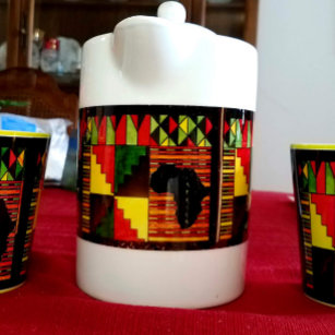 Beautiful Africa Teapot