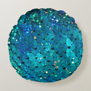 Beautiful and colourful sequins sparkling under th round pillow