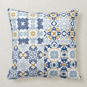 Beautiful artistic blue Portuguese tile pattern Throw Pillow